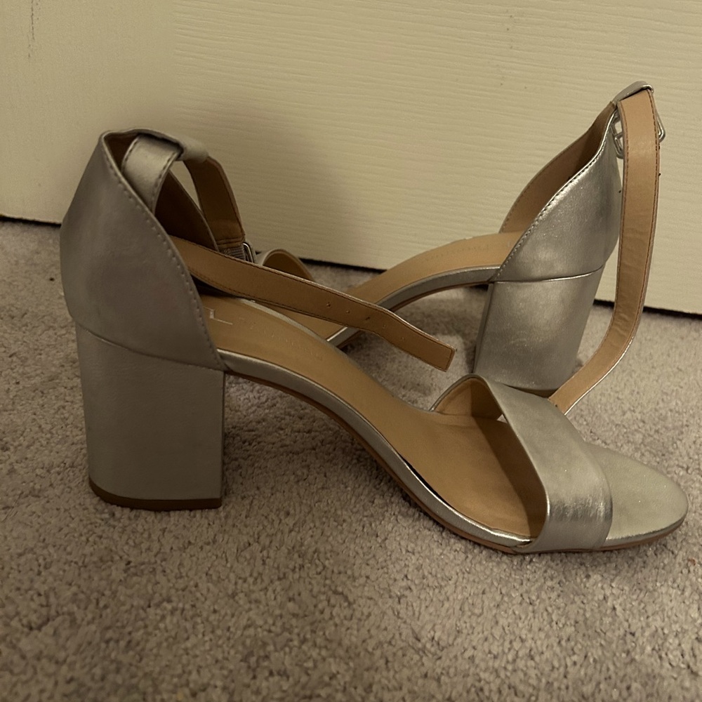 CL by Laundry Silver heels